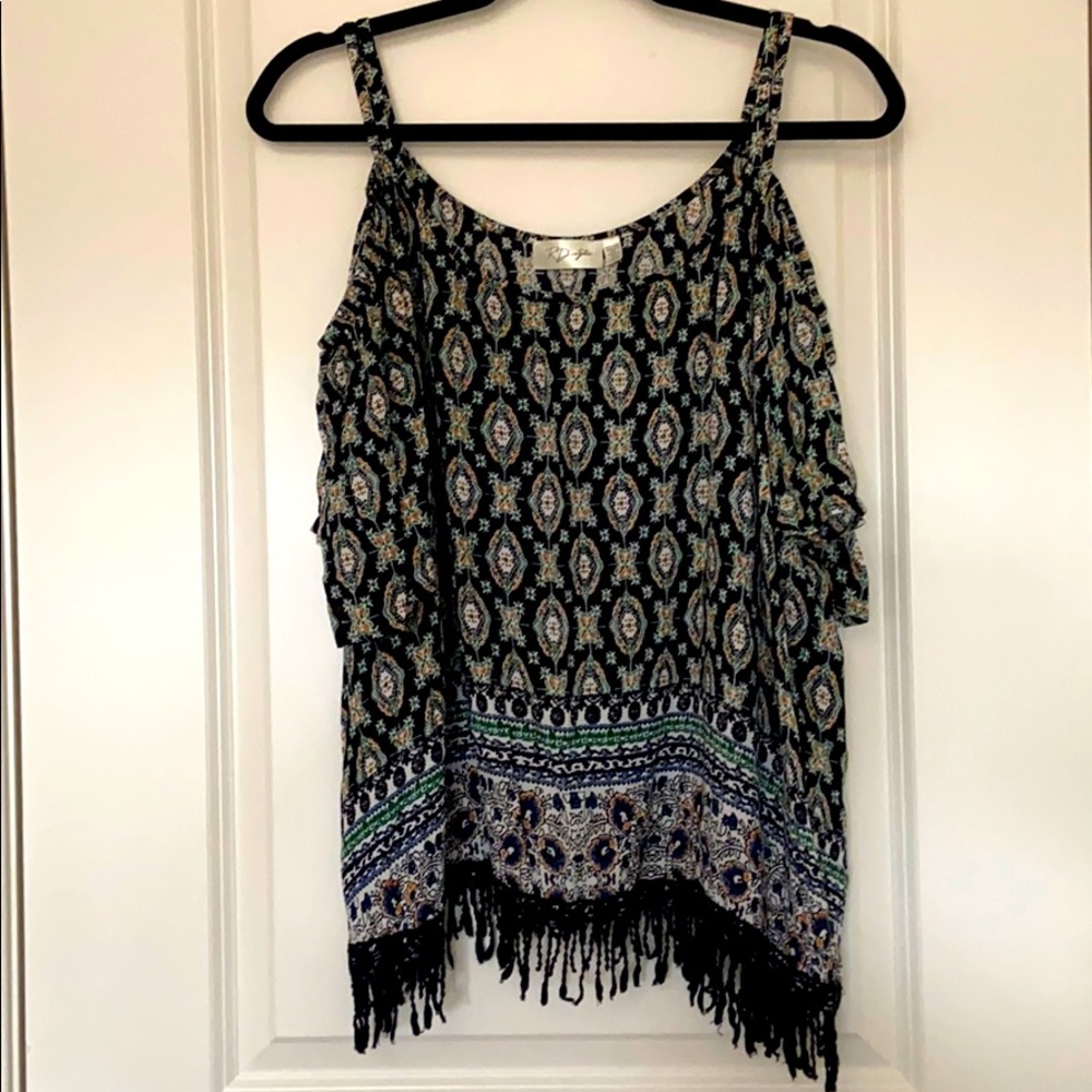 Top, off the shoulder